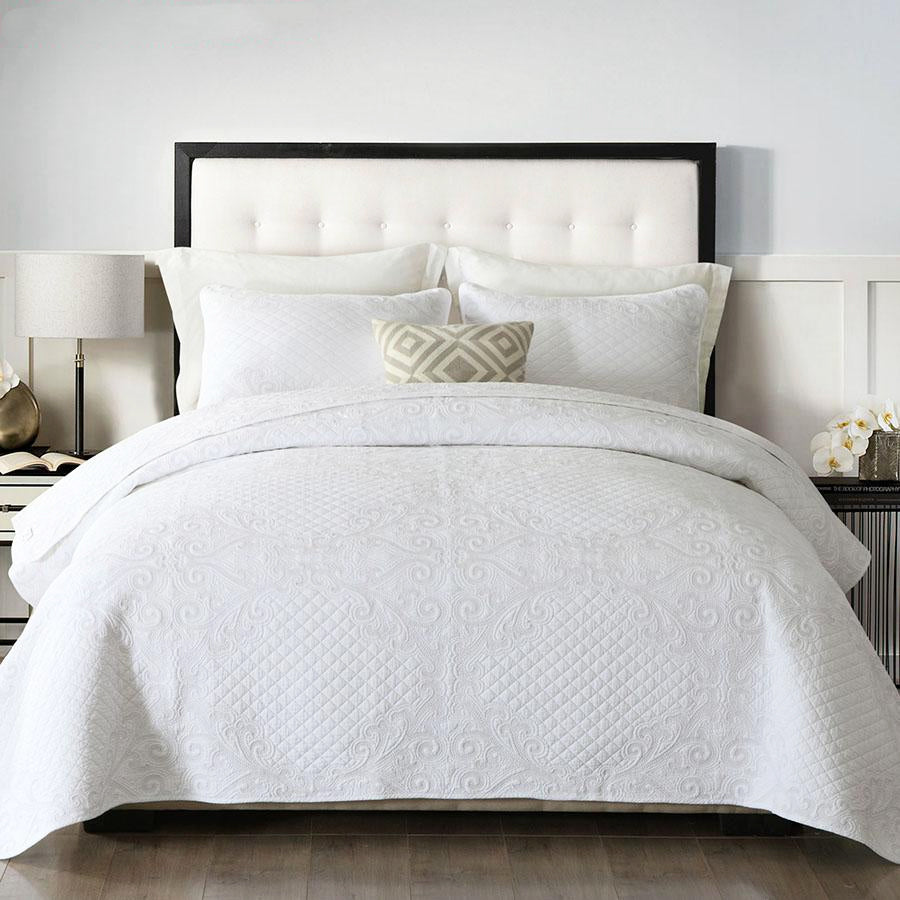Neve White Bedspread 100 Cotton Luxurier